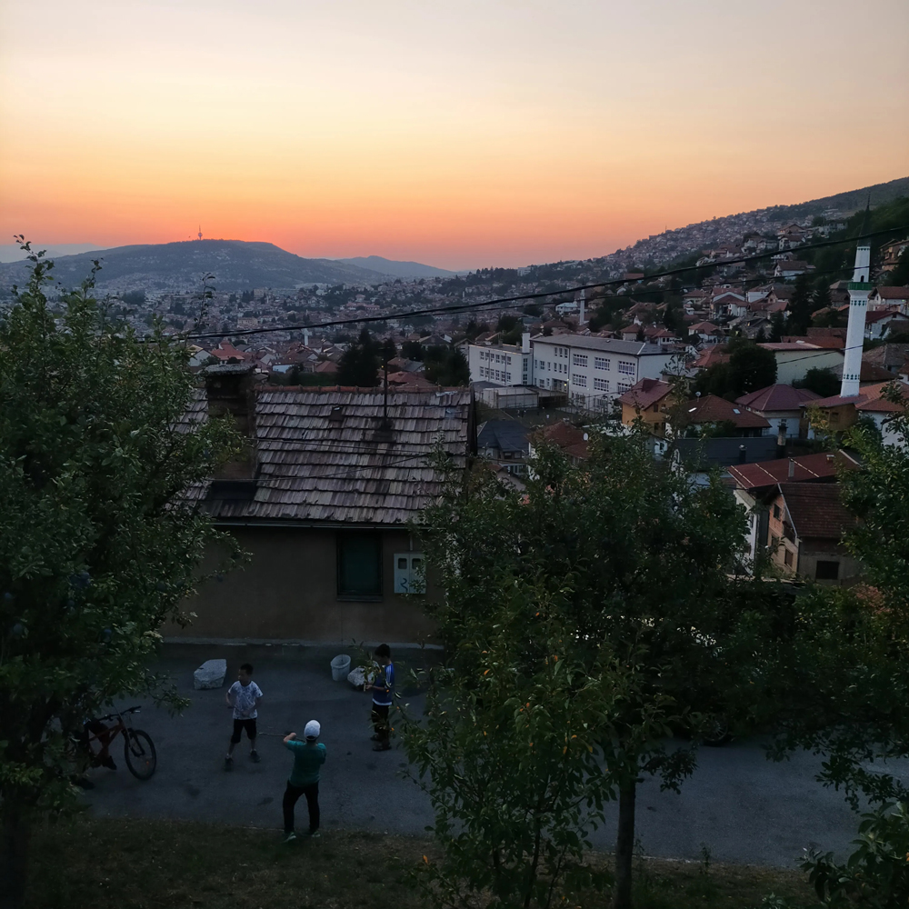 Viaggio di ritorno nel passato ottomano della città, tra i labirinti dell’anima bosniaca.